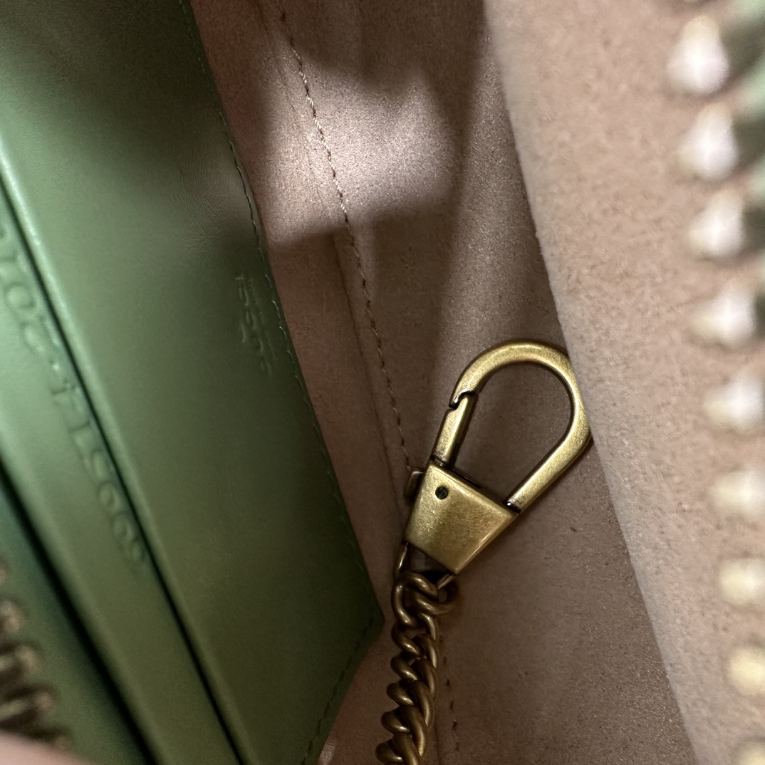 Gucci Hobo Bags